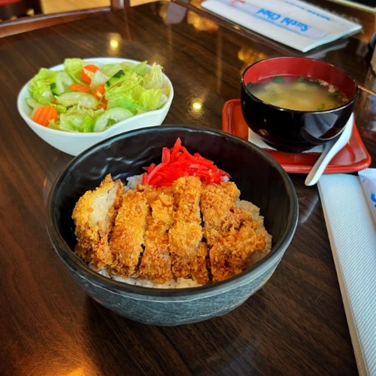 Savor Your Lunch with Us